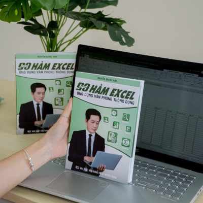 Combo 8 sách Excel - Word - PowerPoint - Google Sheets - 150 Thủ Thuật - Power Query - 90 Hàm Excel - 68 Biểu Mẫu Excel