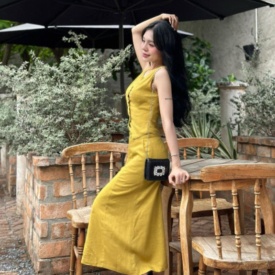 Set áo ghi lê 6 nút kèm chân váy dài