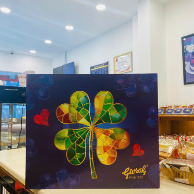 Hộp 4 Bánh Trung Thu Givral Sum Vầy 8 (200gr)