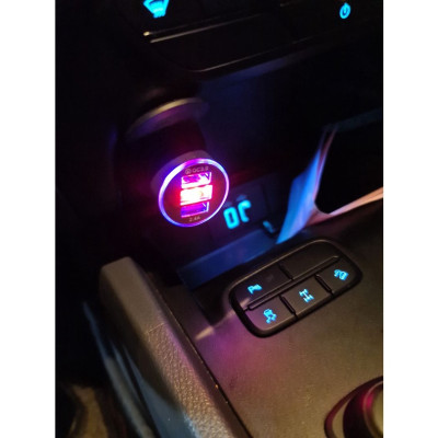 Tẩu Sạc Xe Ô Tô Có Màn Hình Led Hiển Thị | Tẩu Sạc 2 Cổng USB Cho Phép Sạc Cùng Lúc Nhiều Thiết Bị, Có Màn Hình Led Hiển Thị