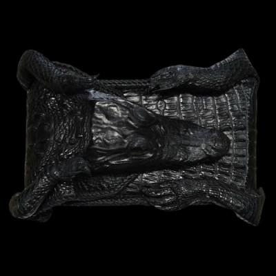 Bao da đựng điện thoại Huy Hoàng đầu cá sấu màu đen HT9264